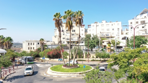 רב ושמואל כיכר.JPG